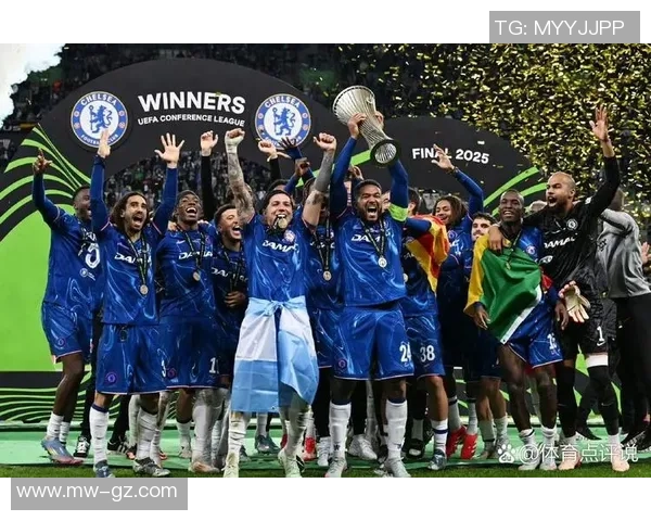 世界顶级足球俱乐部球星阵容一览 2025赛季球员名单详细展示