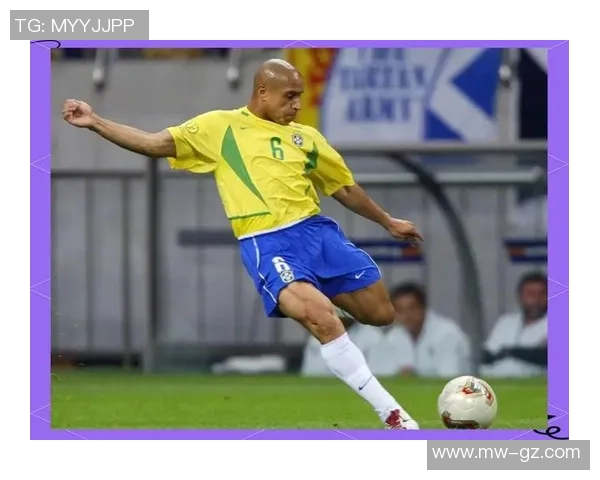 四号球衣背后传奇人物：探索世界足球巨星的成长与辉煌历程