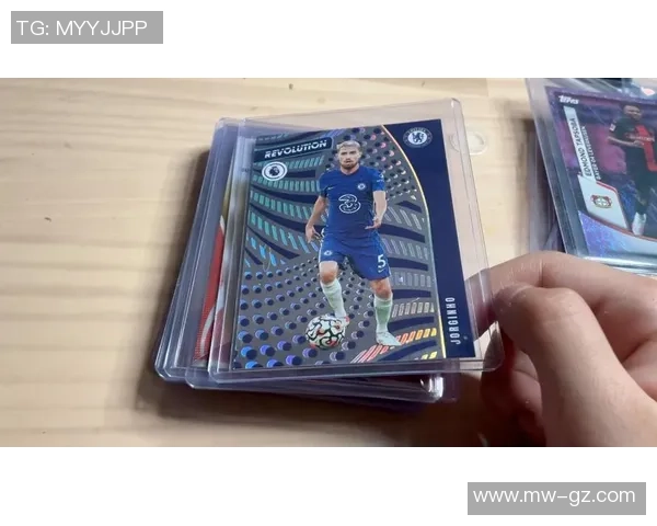 新手足球球星卡拆选哪个更好