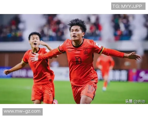 足球球星点评中国男足现状 提升水平仍需多方努力与创新
